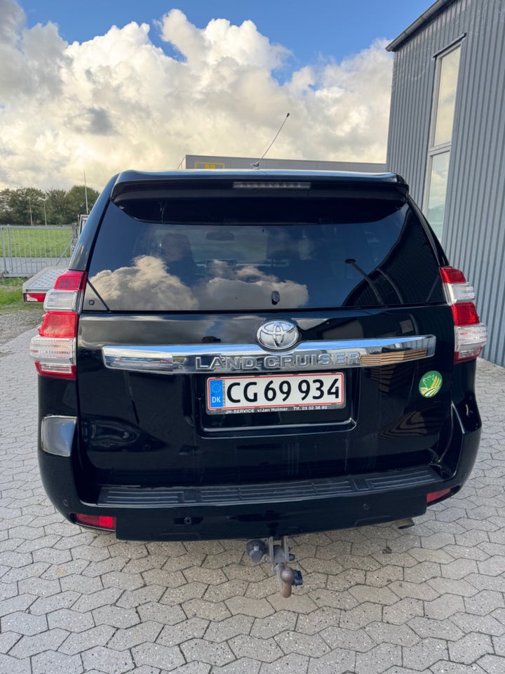 Toyota Land Cruiser 2,8 D-4D T2 aut. 5d