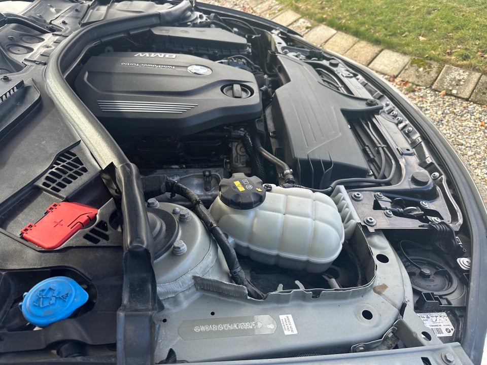 BMW 320d 2,0 Touring aut. 5d