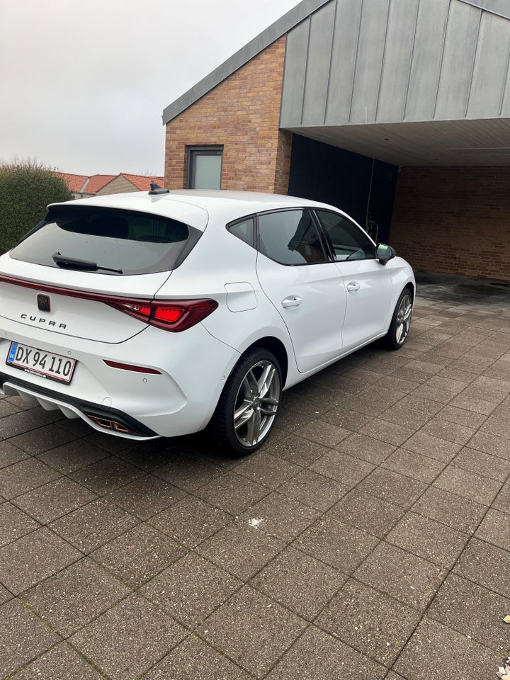 Cupra Leon 1,4 eHybrid DSG 5d