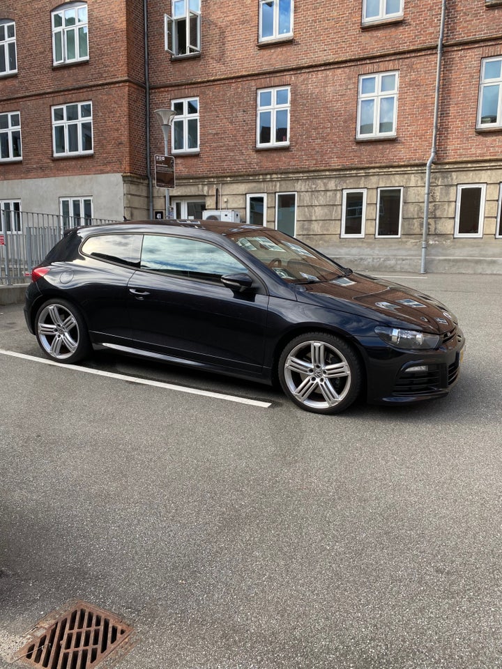 VW Scirocco 2,0 TSi 265 R Sport DSG Van 3d