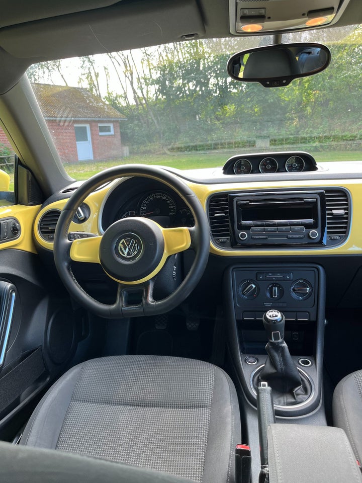VW The Beetle 1,6 TDi 105 Design 2d