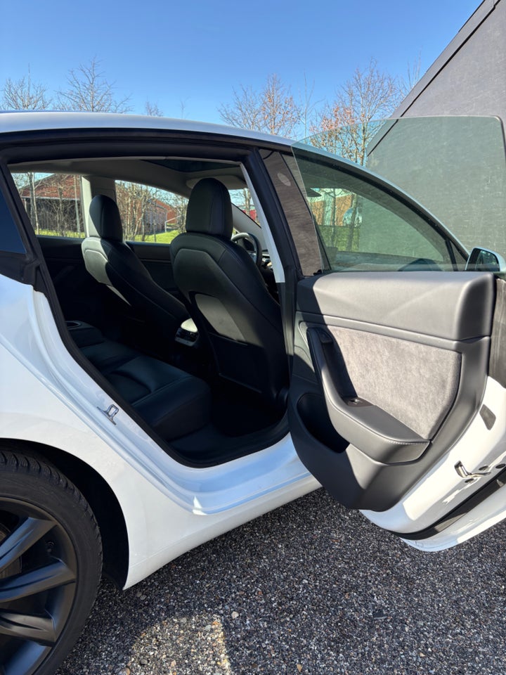 Tesla Model 3 Performance AWD 4d