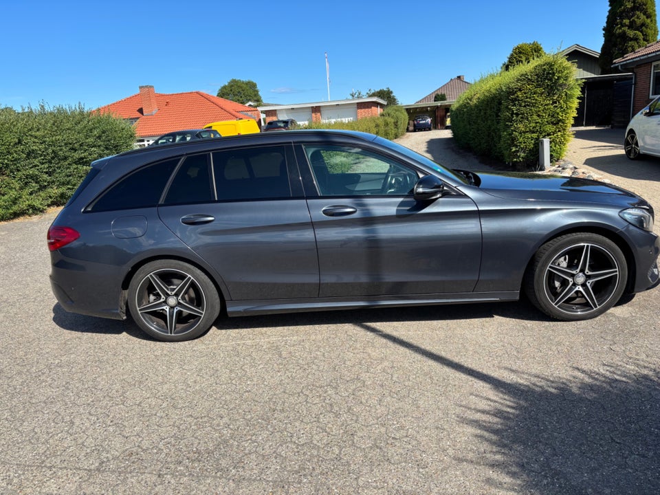 Mercedes C220 d 2,2 AMG Line stc. aut. 5d
