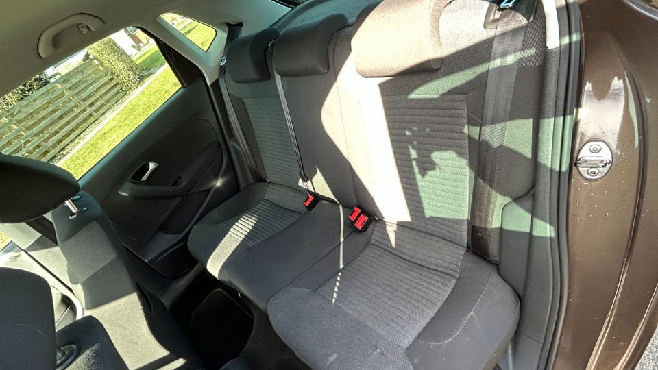 VW Polo 1,6 TDi 90 Comfortline DSG 5d