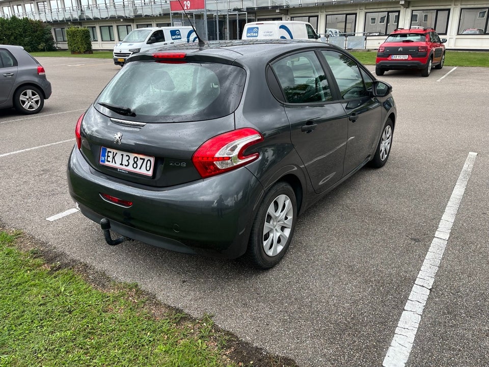 Peugeot 208 1,0 VTi Access 5d