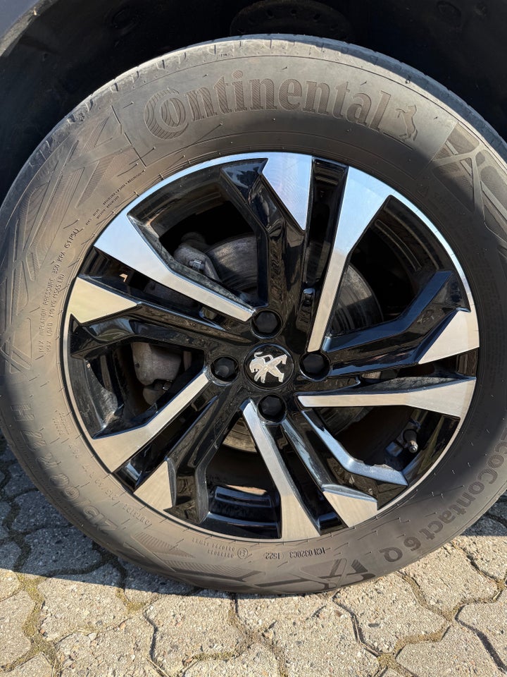 Peugeot e-2008 50 Allure Pack 5d