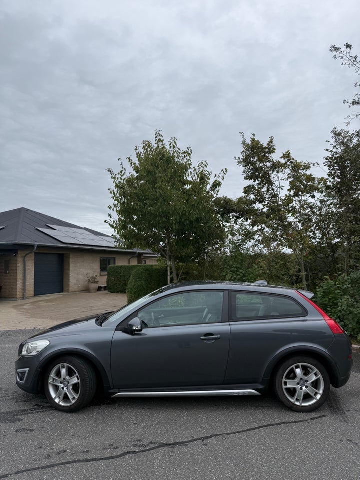 Volvo C30 2,0 D aut. 3d