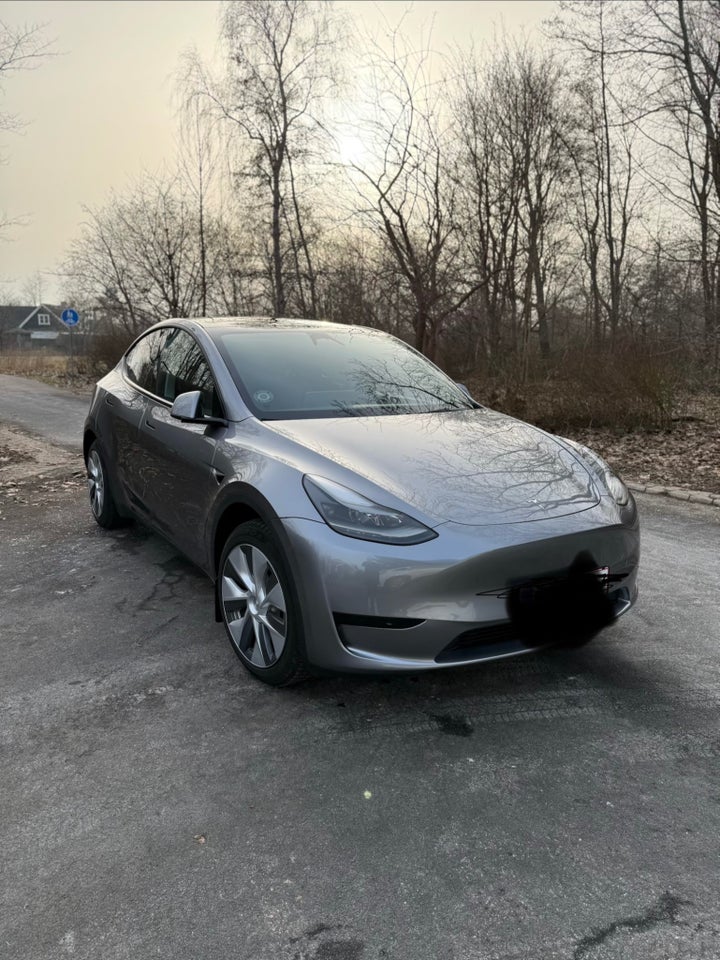 Tesla Model Y Long Range RWD 5d