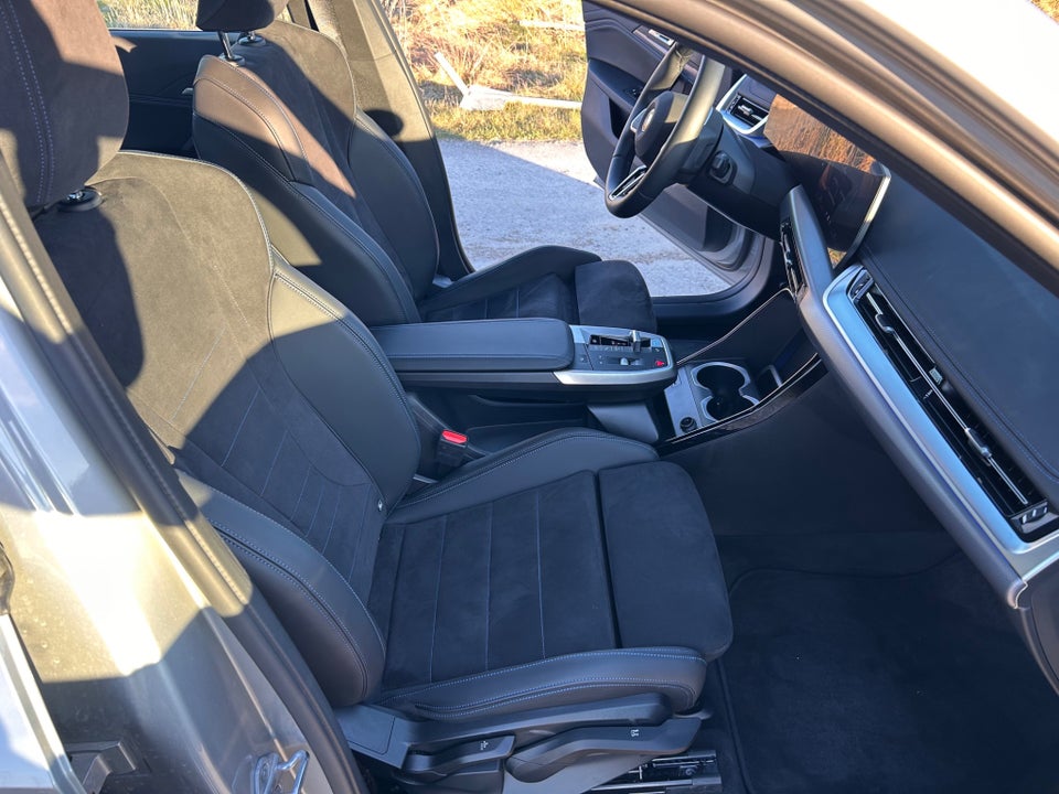 BMW iX1 eDrive20 M-Sport 5d