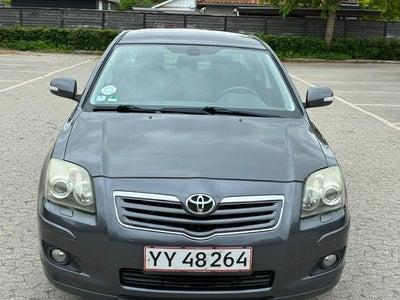 Toyota Avensis 2,0 Sol aut. 4d