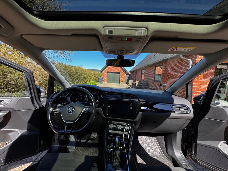 VW Touran 1,5 TSi 150 Highline Family DSG 7prs 5d