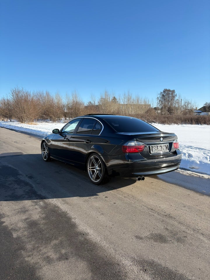 BMW 330i 3,0 aut. 4d