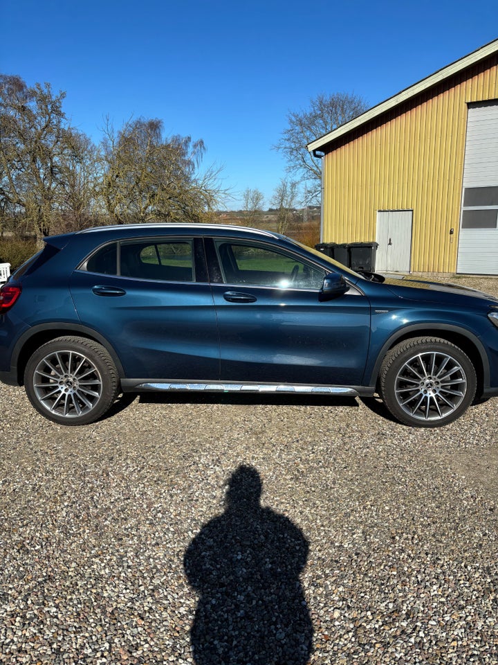Mercedes GLA200 1,6 AMG Line aut. 5d