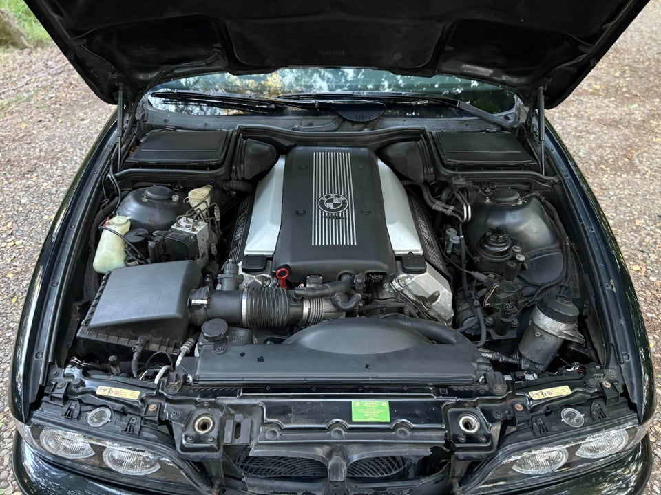 BMW 540i 4,4 Steptr. 4d