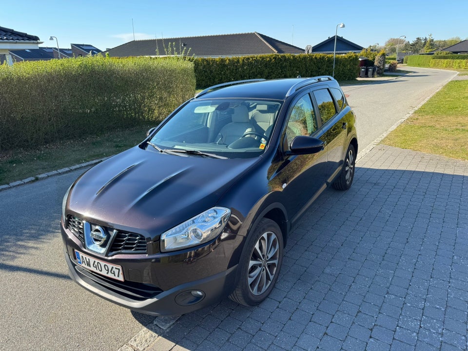 Nissan Qashqai+2 2,0 Tekna 4WD 7prs 5d