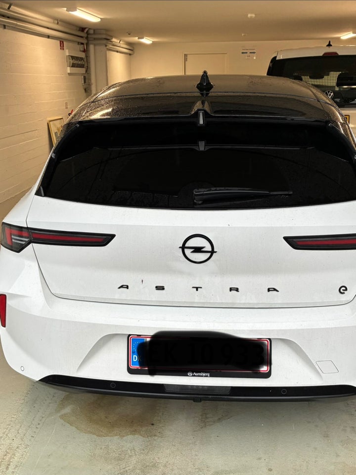 Opel Astra-e 54 Ultimate 5d