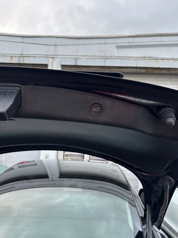 Tesla Model 3 RWD 4d