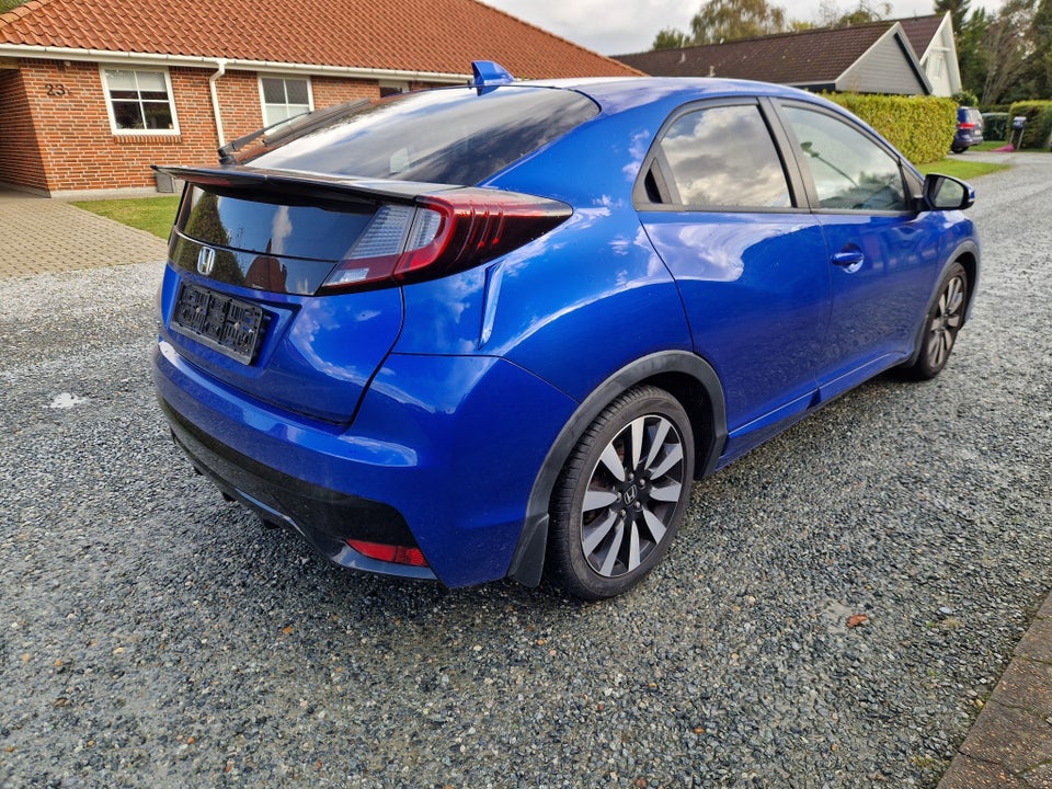 Honda Civic 1,6 i-DTEC Elegance 5d