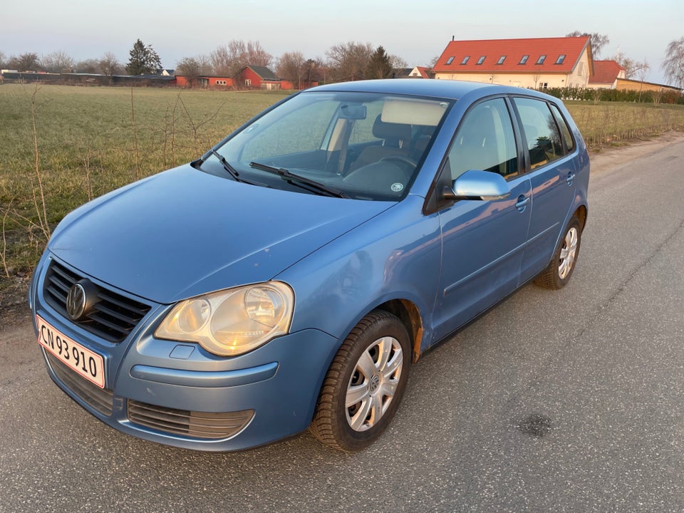 VW Polo 1,4 16V Trendline 5d
