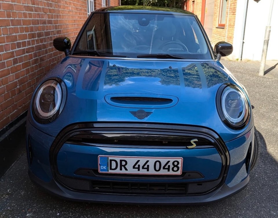 MINI Cooper SE Edition Premium Plus 3d