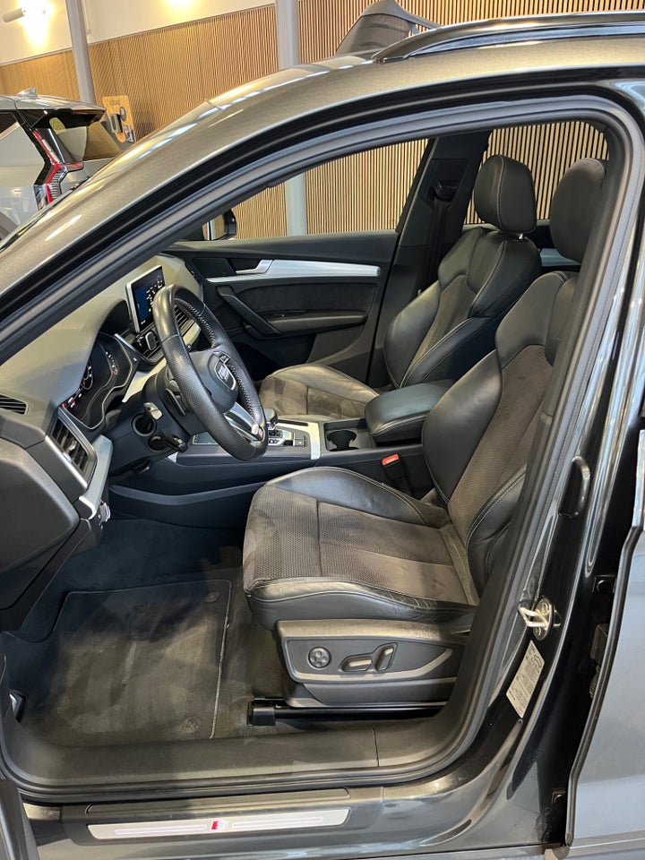 Audi Q5 2,0 TFSi 252 S-line quattro S-tr. 5d