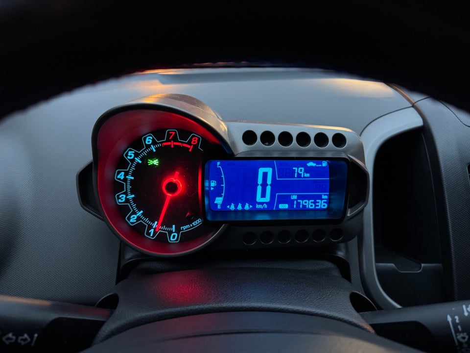 Chevrolet Aveo 1,2 LTZ 5d