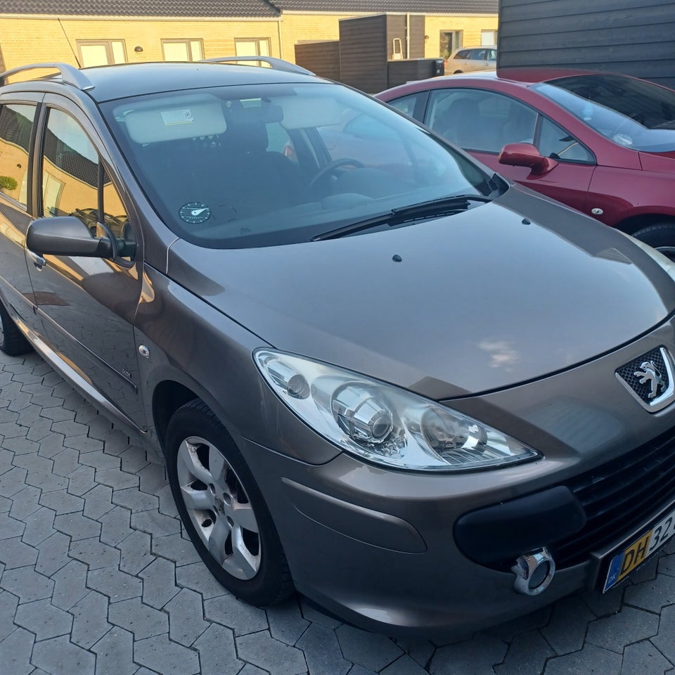 Peugeot 307 1,6 HDi 110 Airvan 5d