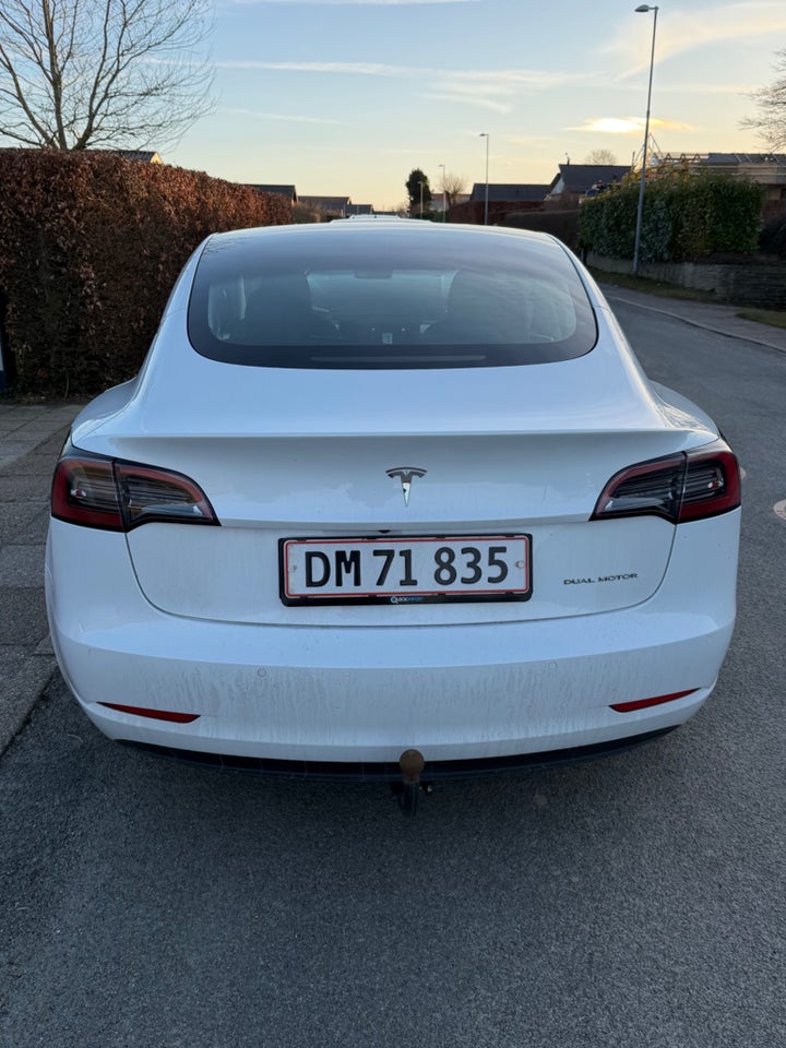 Tesla Model 3 Long Range AWD 4d