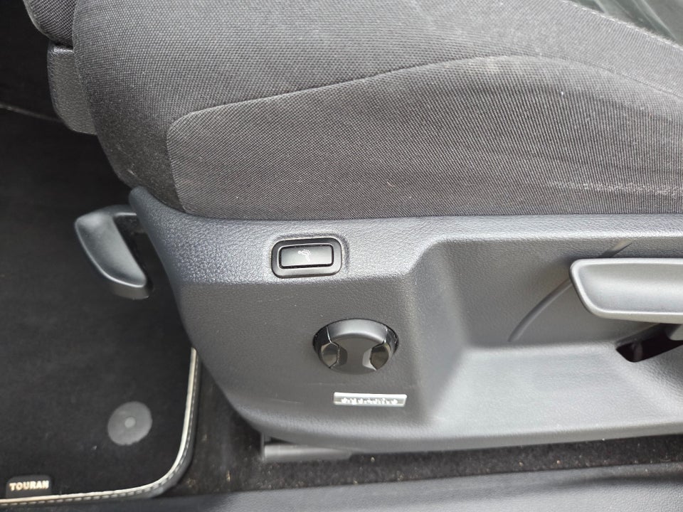 VW Touran 1,5 TSi 150 Comfortline Family DSG 7prs 5d