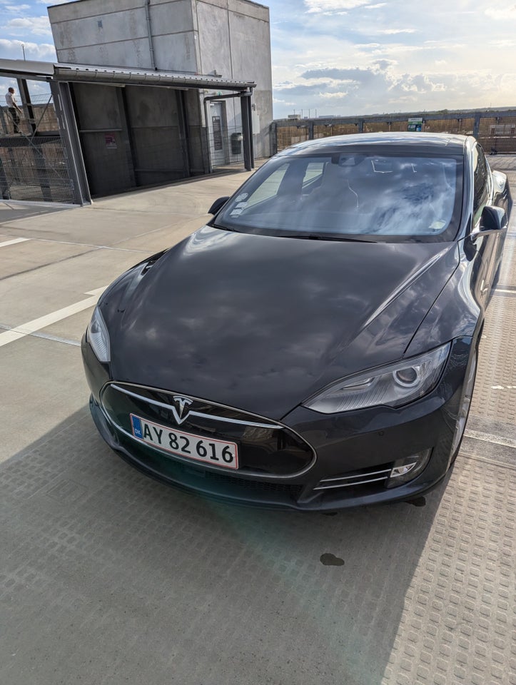 Tesla Model S 70D 5d
