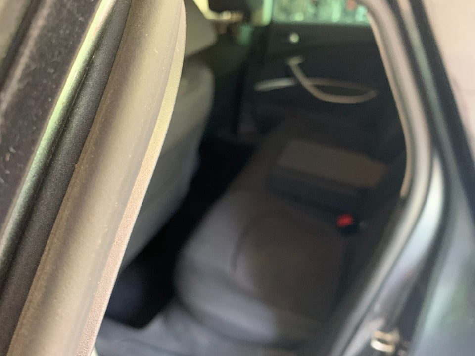 Citroën C5 2,0 HDi 140 Comfort Tourer 5d