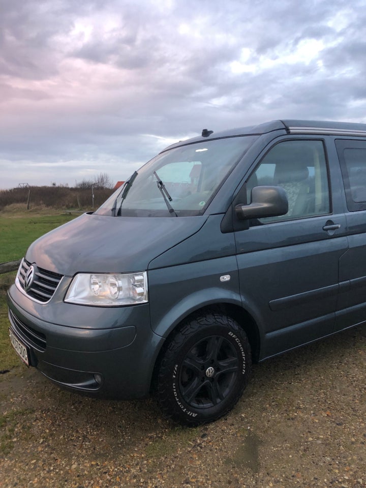 VW California 2,5 TDi 174 4Motion 4d