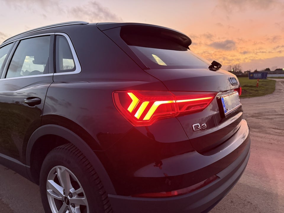 Audi Q3 45 TFSi e Attitude plus S-tr. 5d