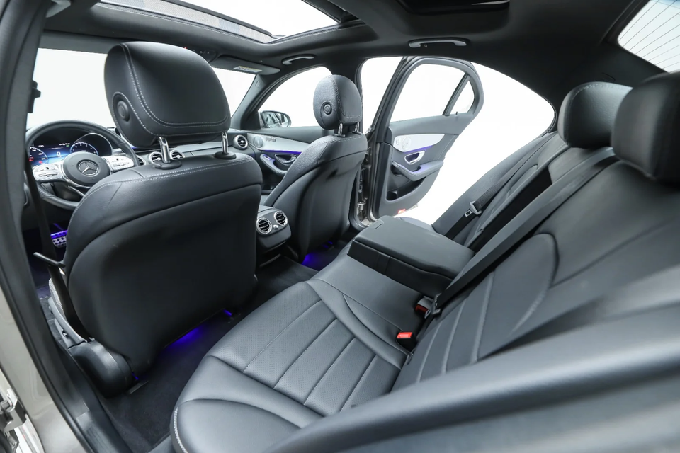 Mercedes C300 de 2,0 AMG Line aut. 4d