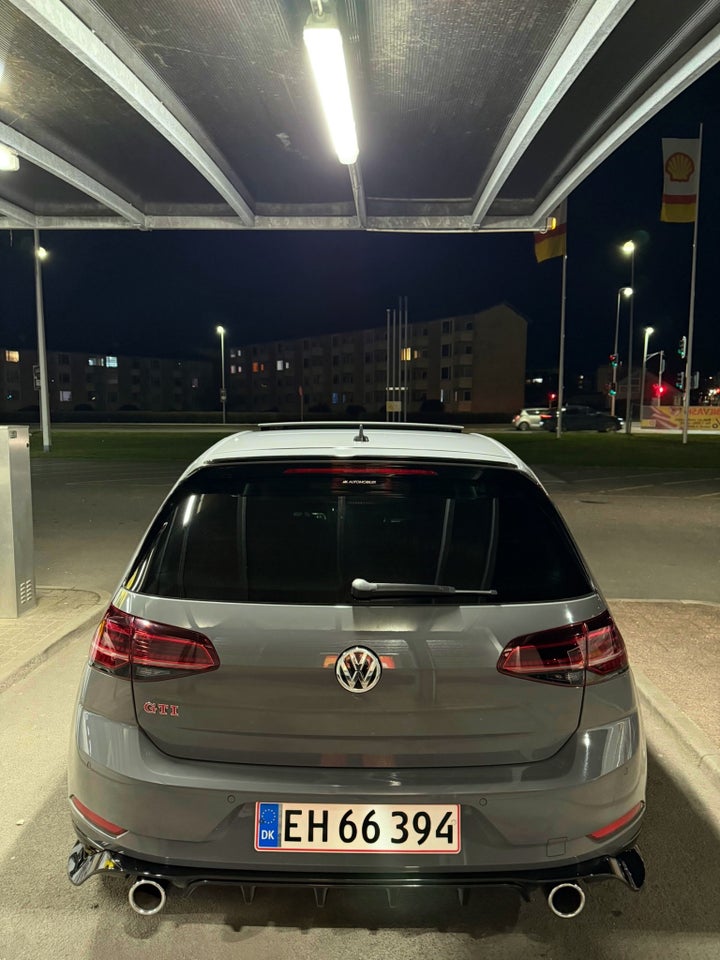 VW Golf VII 2,0 GTi TCR DSG 5d