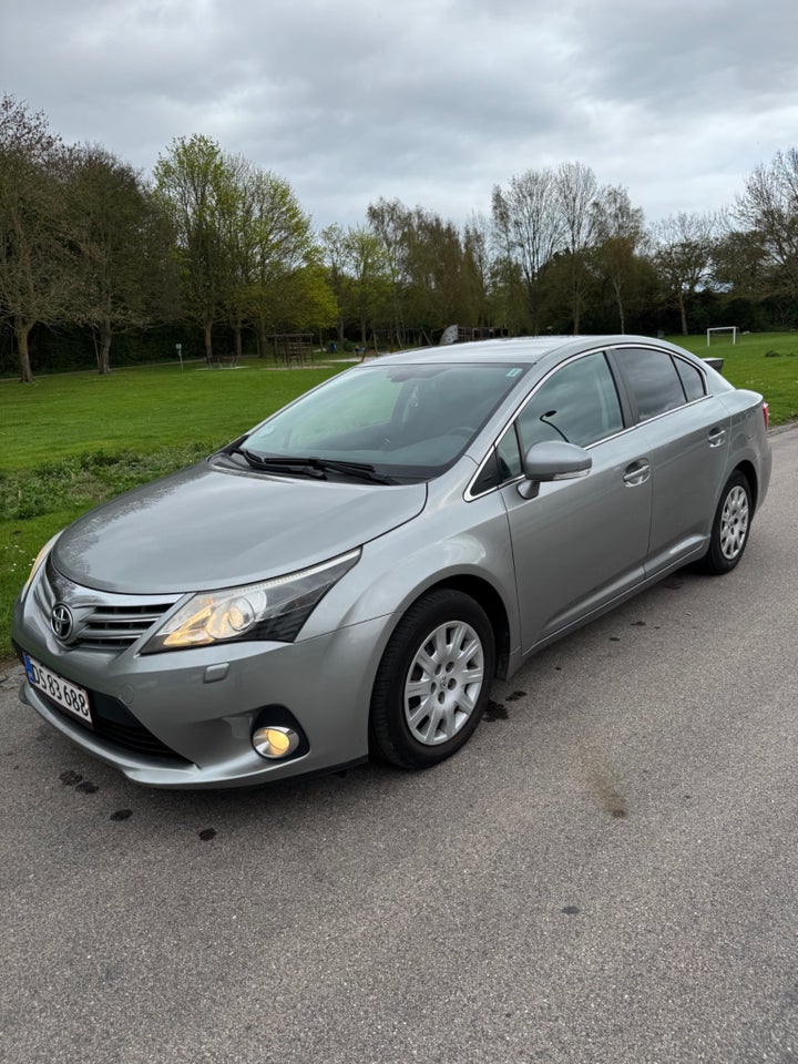 Toyota Avensis 2,0 D-4D T3 4d