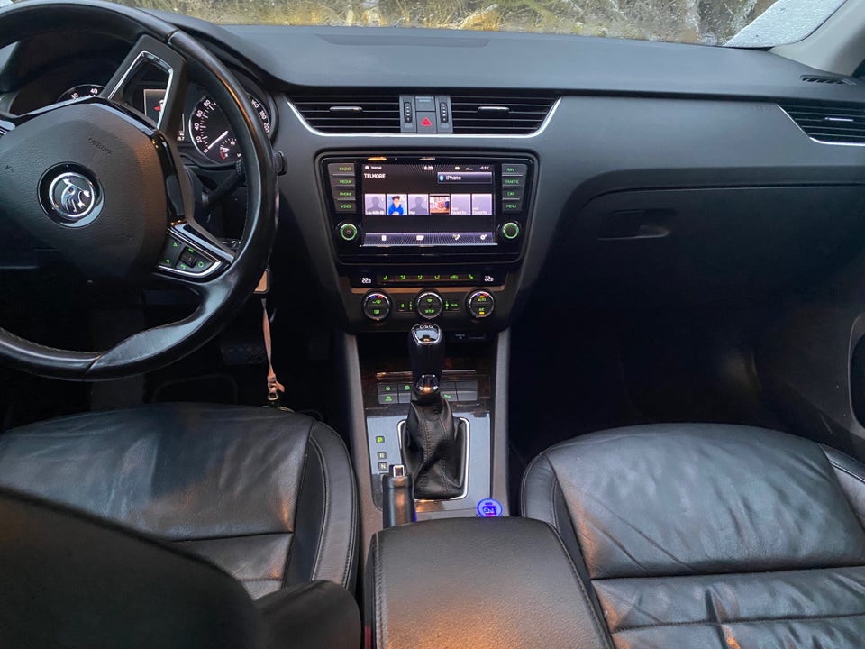 Skoda Octavia 1,8 TSi 180 Elegance Combi DSG 5d