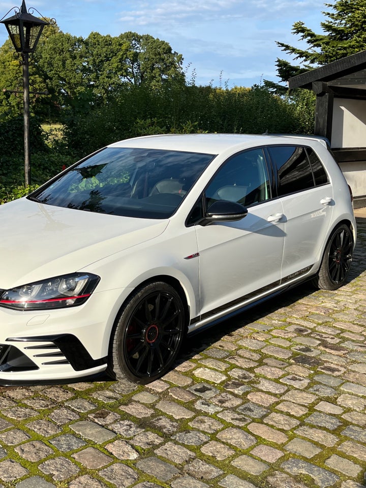 VW Golf VII 2,0 GTi Clubsport DSG 5d