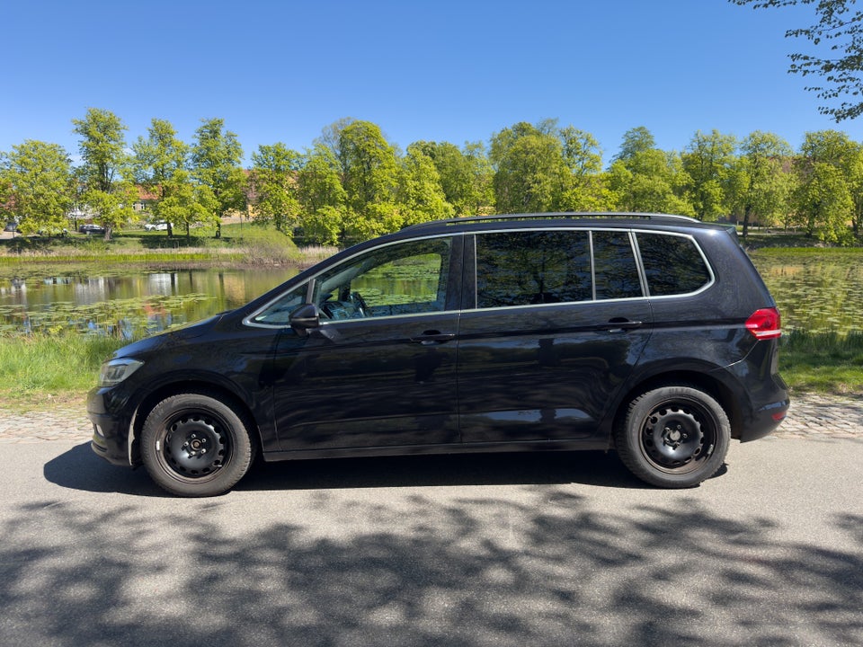 VW Touran 2,0 TDi 150 Comfortline DSG 7prs 5d
