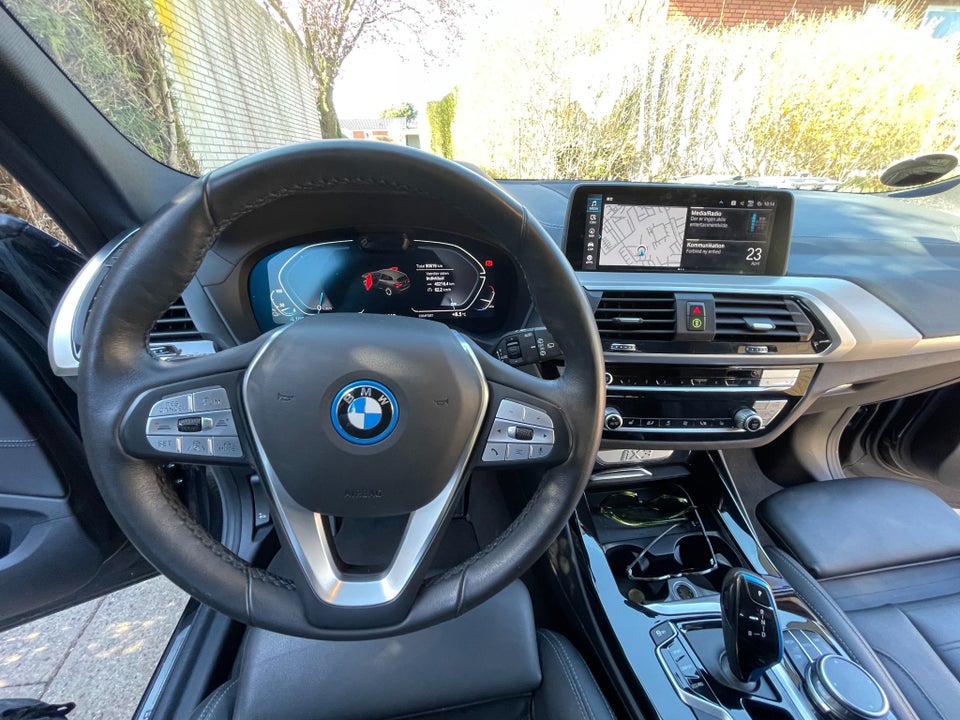 BMW iX3 Charged Impressive 5d