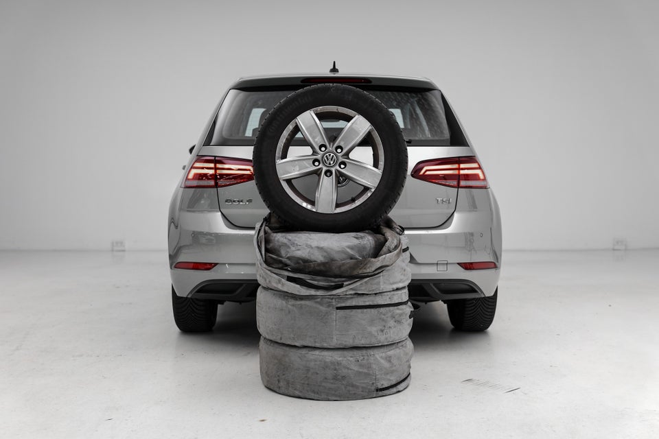 VW Golf VII 1,0 TSi 85 Trendline 5d