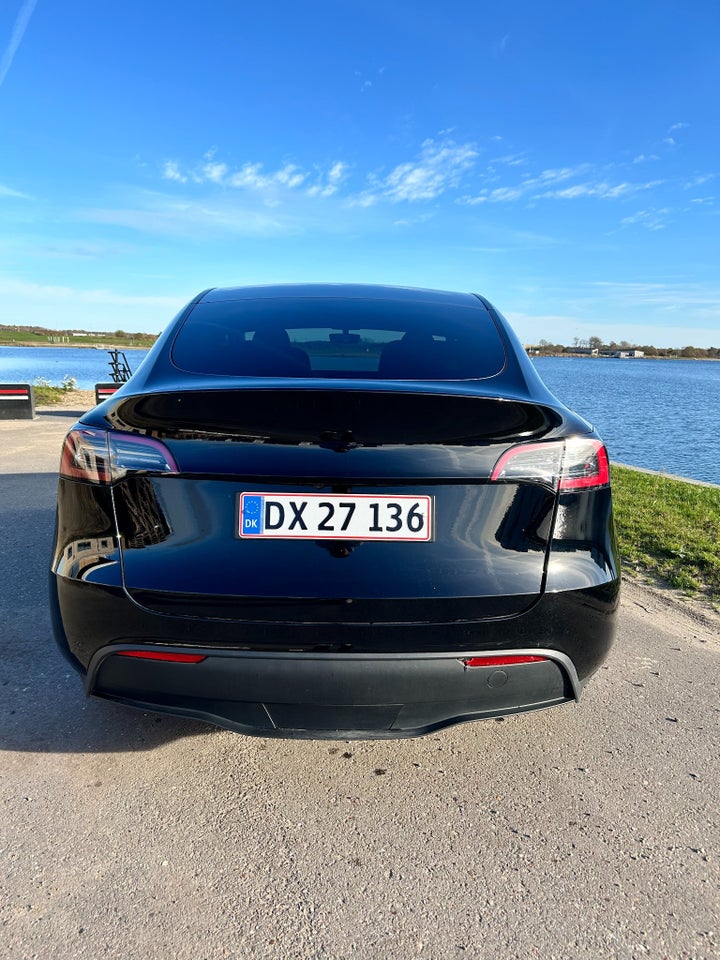 Tesla Model Y RWD 5d