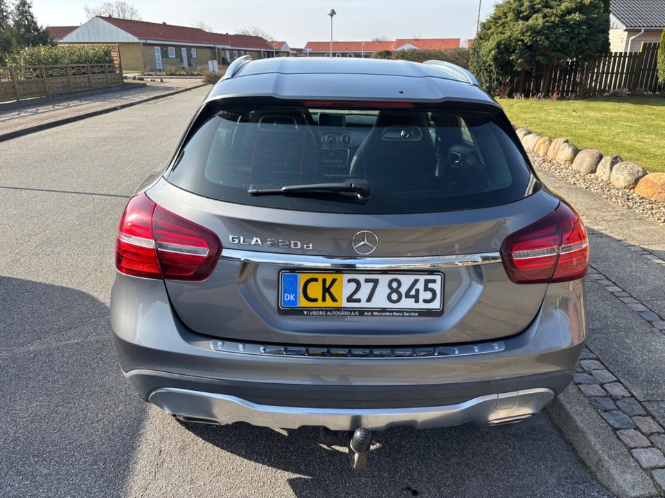 Mercedes GLA220 d 2,2 aut. Van 5d