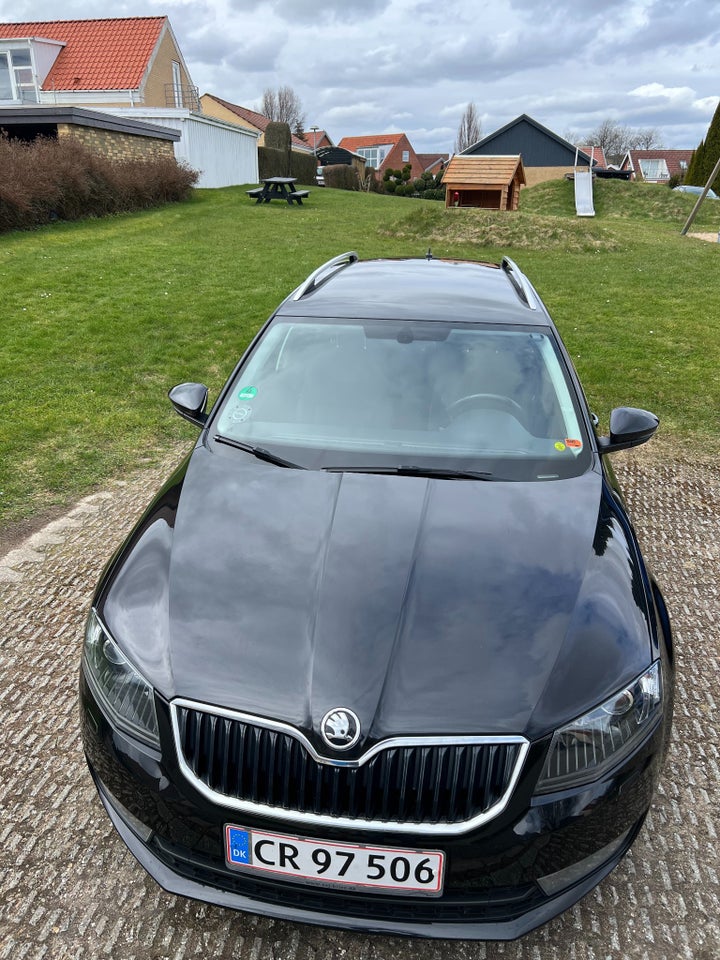Skoda Octavia 1,6 TDi 110 Style Combi 5d