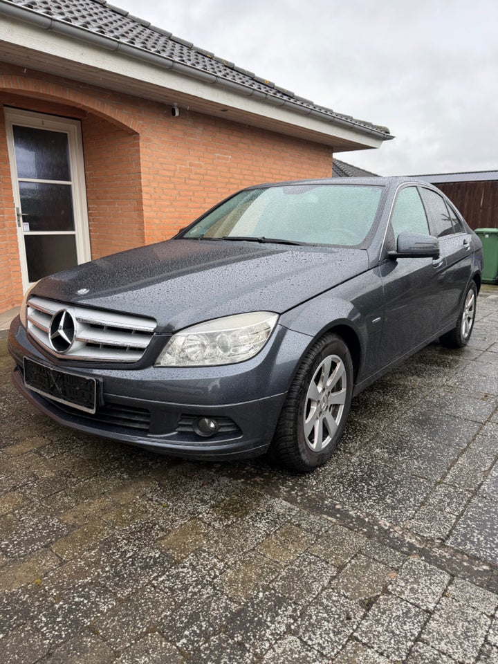 Mercedes C180 1,8 CGi aut. BE 4d