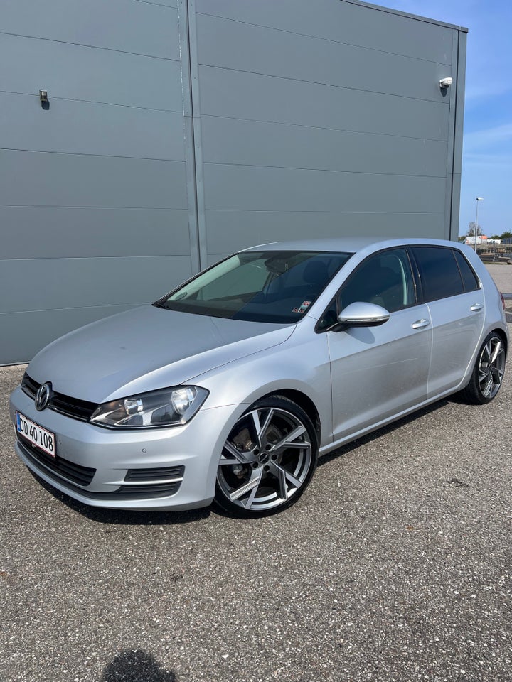 VW Golf VII 1,4 TSi 122 Comfortline Variant BMT 5d