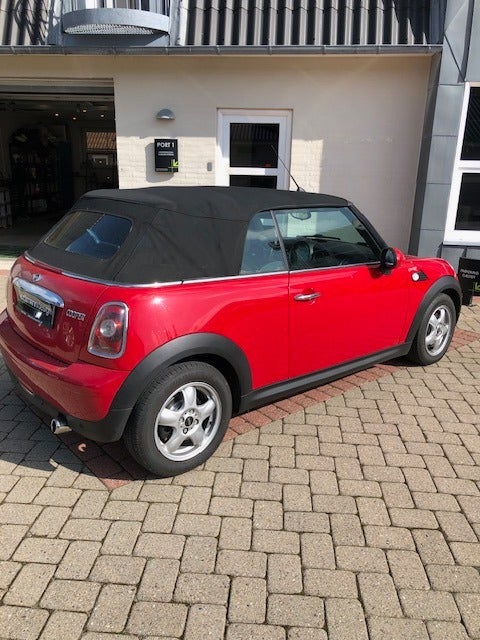 MINI Cooper 1,6 Cabriolet 2d