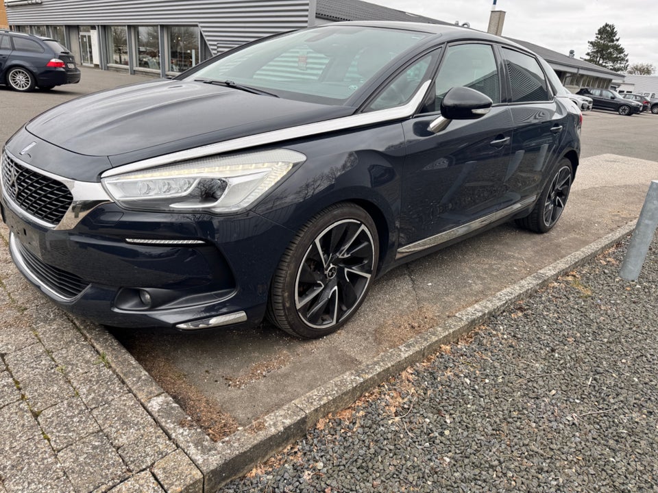 DS DS 5 2,0 BlueHDi 180 Design EAT6 5d