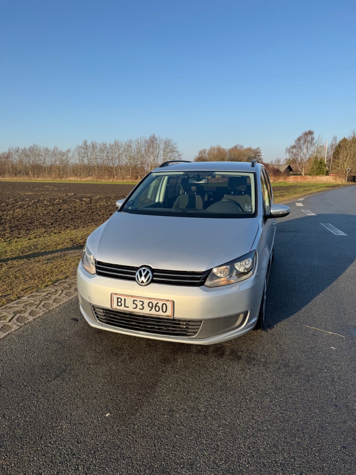 VW Touran 1,6 TDi 105 Comfortline BMT 7prs 5d