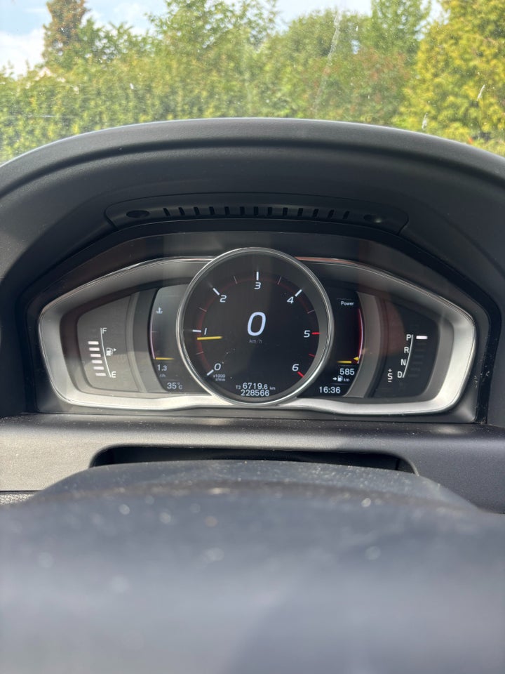 Volvo XC60 2,0 D4 190 Summum aut. 5d